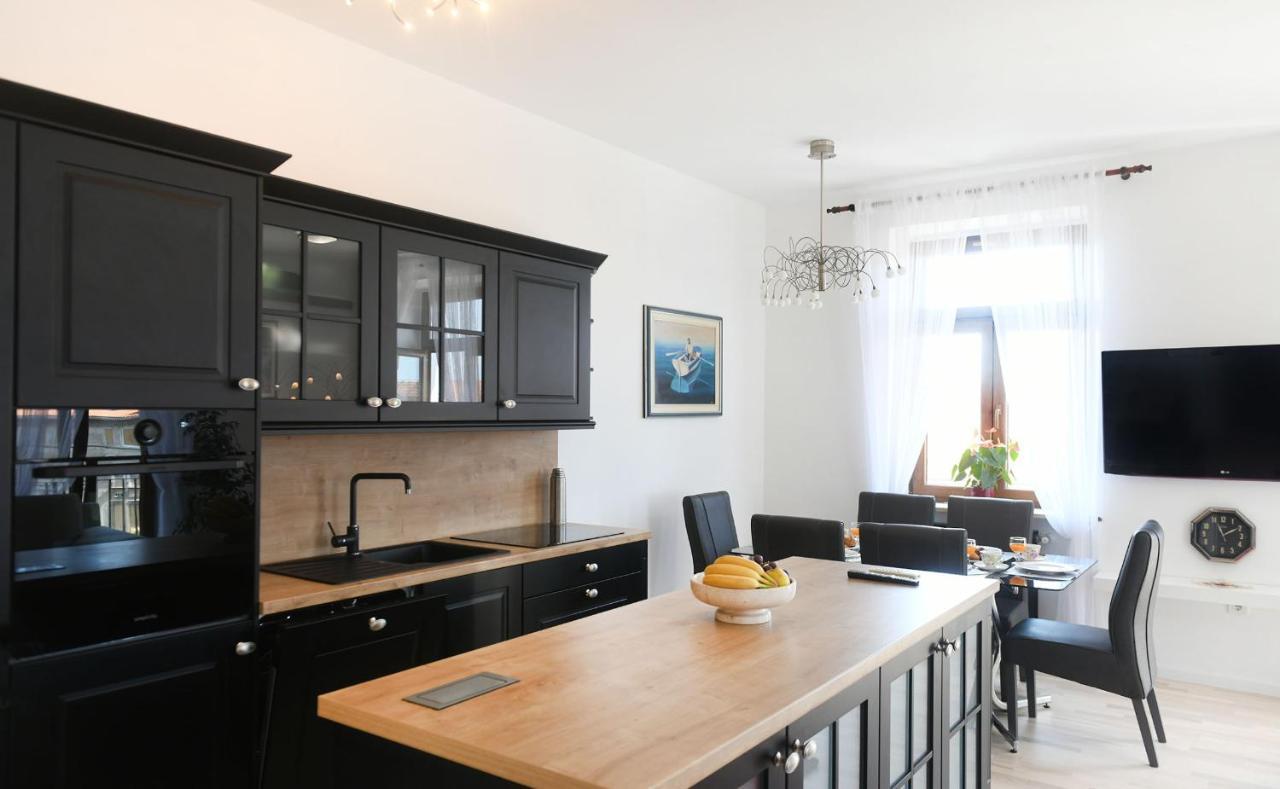 Divia Apartment Rijeka Extérieur photo