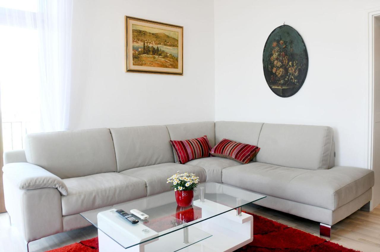 Divia Apartment Rijeka Extérieur photo