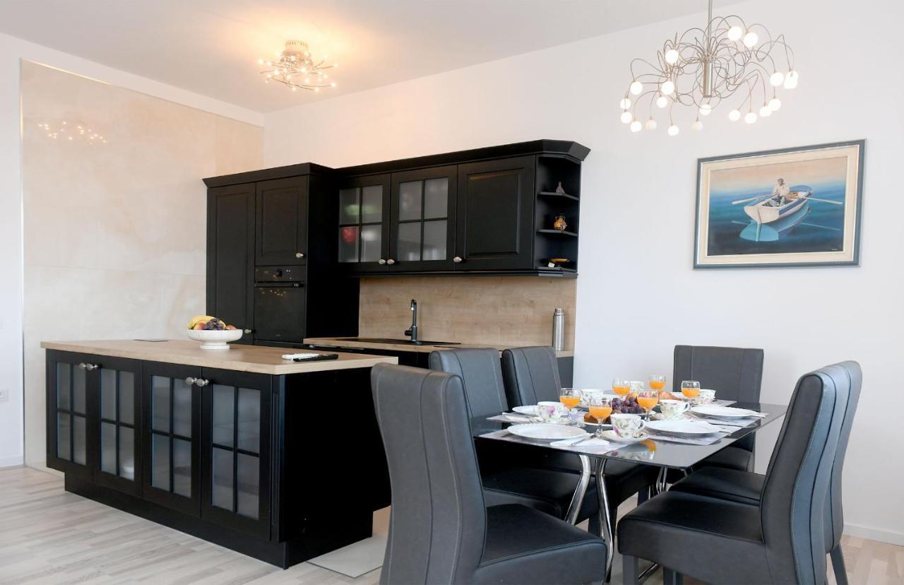 Divia Apartment Rijeka Extérieur photo